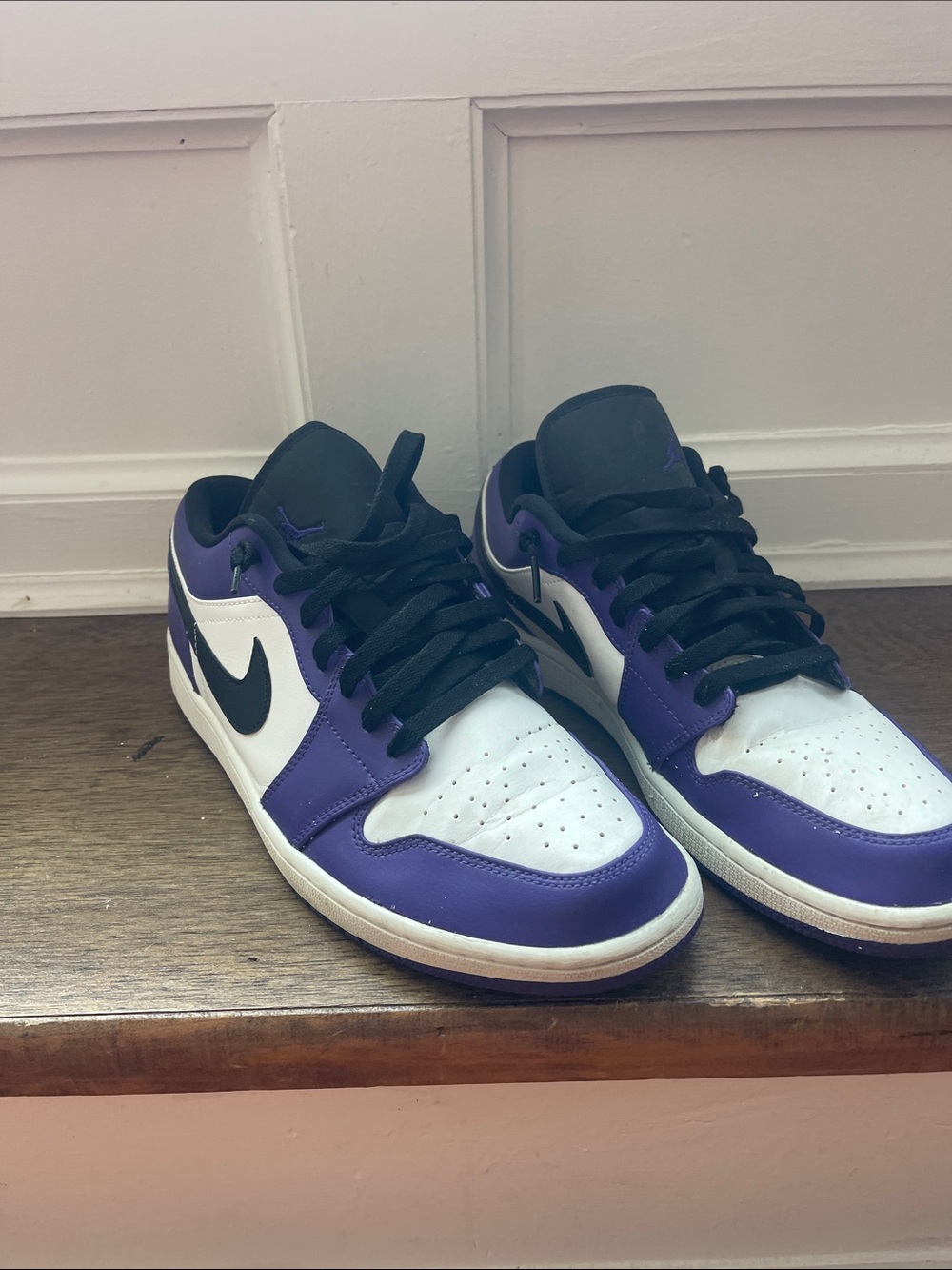 Nike Men’s Low-Top Sneakers - White, Purple & Black
